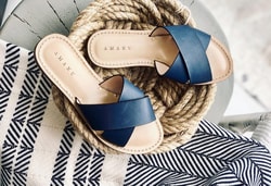 AMANU Sandals