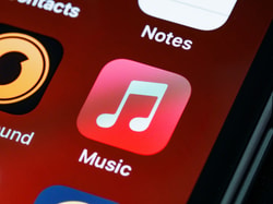 &lrm;Apple Music