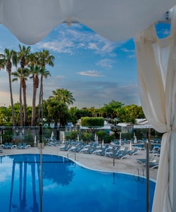 Aqua Hotel