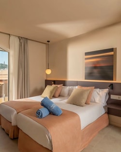 Aqua Hotel