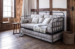 Cornish Bed