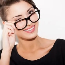Discountlens.at