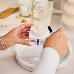 Erno Laszlo