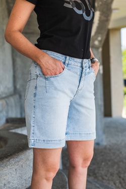EXE JEANS
