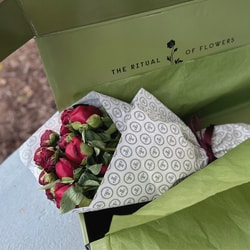 Floral Post