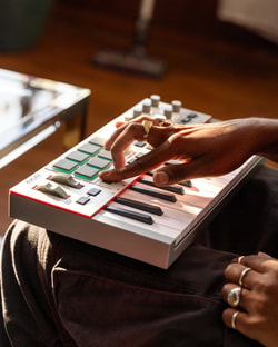 Gear 4 Music