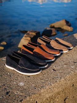 HELM Boots