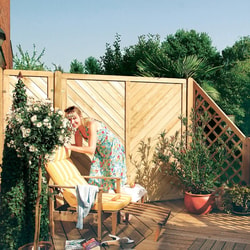 Holz und Garten
