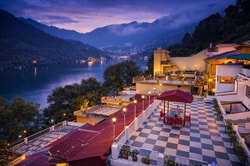 Hotels.com
