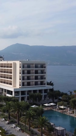 Hotels.com