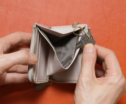 LIFE POCKET
