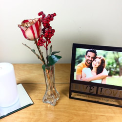 LoveIsARose.com