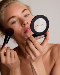 Motives Cosmetics