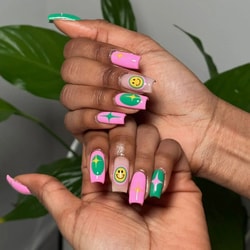 Naio Nails