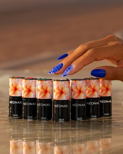 Neonail