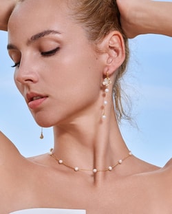 PEARLY LUSTRE