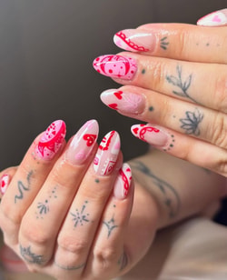 Pure Nails