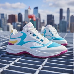 Skechers