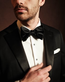 The Tie Bar