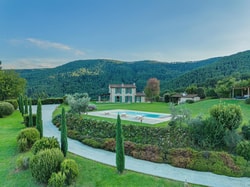 Villa Expert
