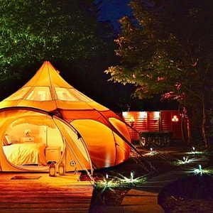 Glamping Hideaways Apple Blossom