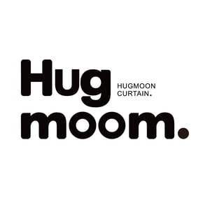 Hugmoomcurtain