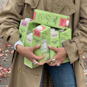 T&Aacute;CHE Pistachio Milk