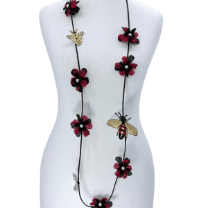 Jianhui London Single Strand Handmade Sakura Flower with bees Necklace &ndash; Sustainable Floral jewellry in Recycled Textile