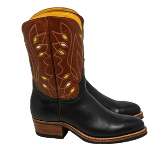 Unmarked Mefisto Boots