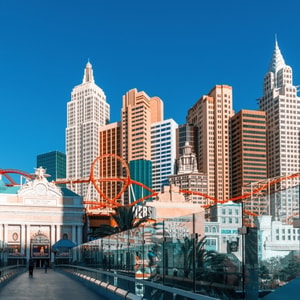 VEGAS.com