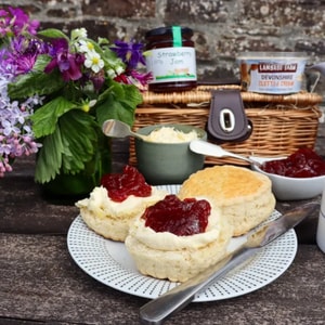 Devon Cream Tea for Two Hamper