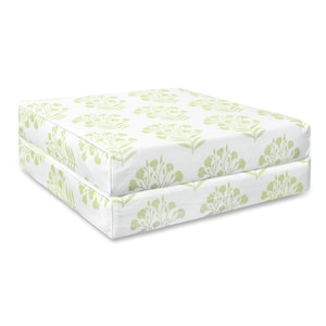 Coastal Indoor Outdoor Green Seat Cushion Cover, Capelea Flowers, Grass Green, 24"x24"x4"