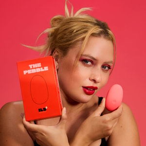 ILY Pebble - NEW
