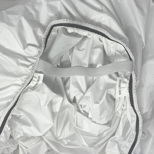 One Bed Stay On Mattress Protector