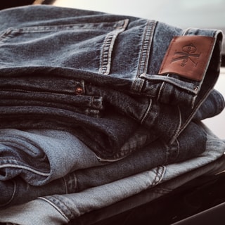 Calvin Klein - Minimalist Style And Modern Apparel