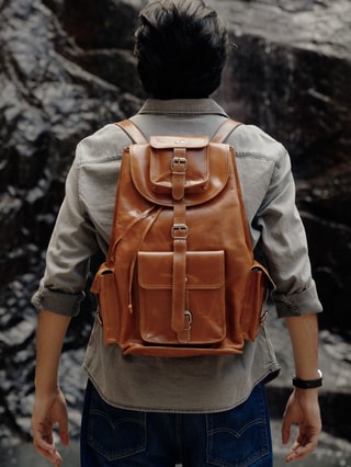 Classy Leather Bags - Timeless Handcrafted Leather Goods