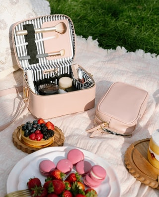 Hudson+Bleecker - Stylish Vegan Travel Essentials