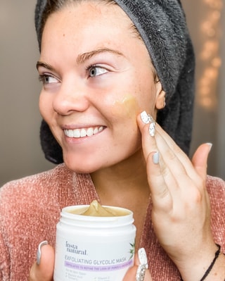 InstaNatural - Natural Skincare with Gentle Actives