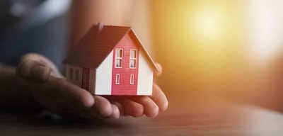 What 3.5/5 Reveals About Hard Money University in 2026: Balancing High Cost and Mentorship in Capital-Focused Real Estate Education