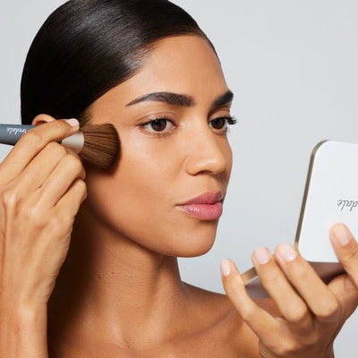 Authenticity and Expert Care Define Healthy Glow Skin Store With Licensed Consultations and a 4.2-star Rating Offering Premium Medical-grade Skincare Solutions in 2026