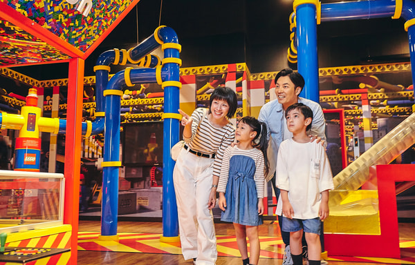 Legoland Discovery Centre Banner