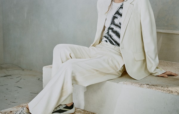 Alexander McQueen Banner