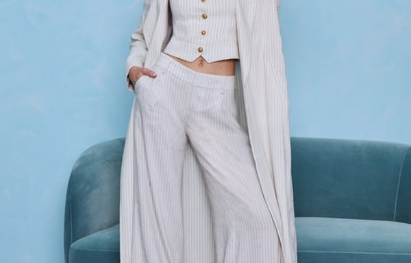 Alice + Olivia Banner