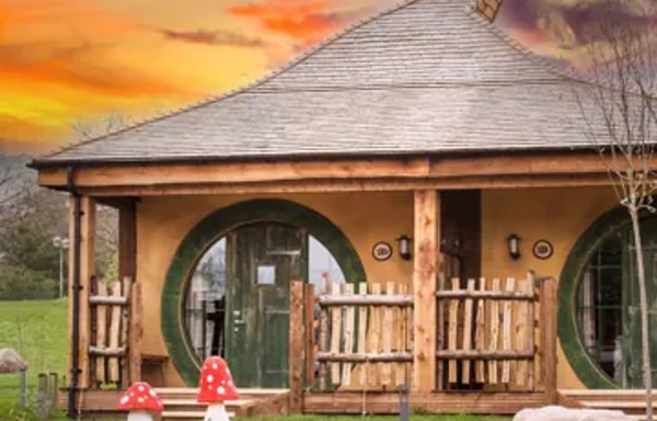 Alton Towers Banner