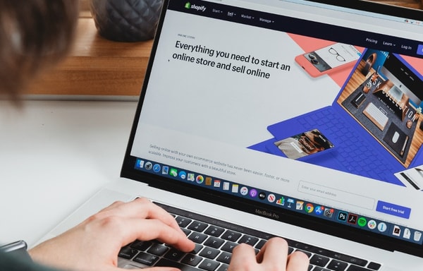 APITemplate.io Banner