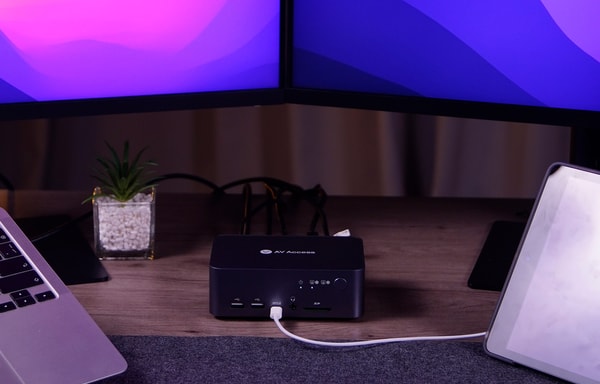 AV Access Banner