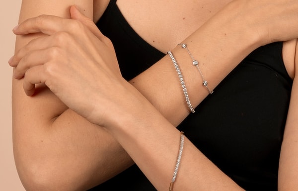 AVIR New York Banner