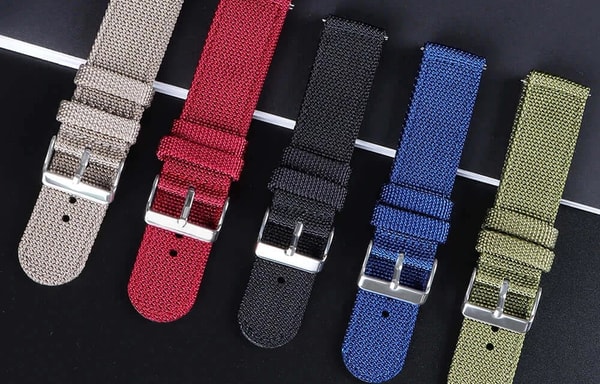 BandsCo Straps Banner