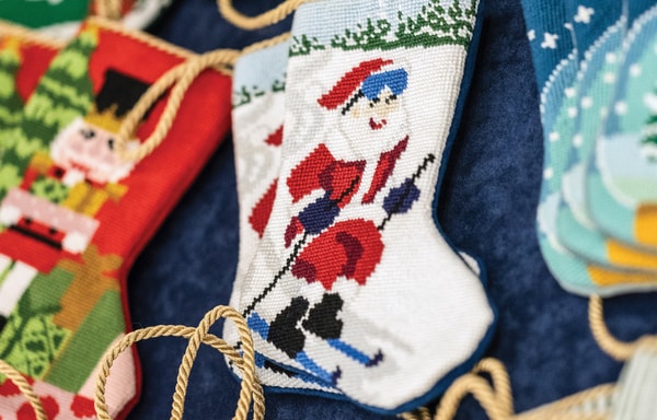 Bauble Stockings Banner