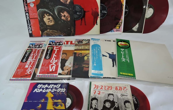 BeeRecords Banner